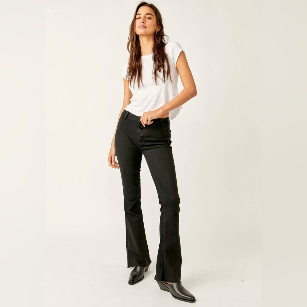 š»šFREE PEOPLE We The Free Level Up Slit Bootcut-Black-Size 28 & 30 - Picture 3 of 10